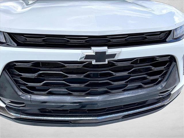 Used 2024 Chevrolet Trax ACTIV w/ Sunroof Package FWD image 30