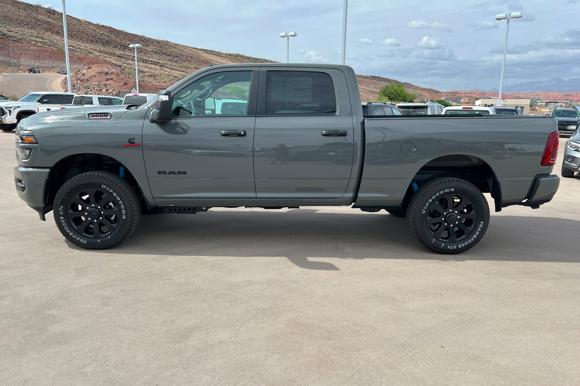 New 2026 RAM 2500 Big Horn AWD/4WD image 2