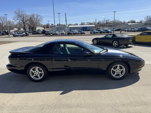 Used 1995 Pontiac Firebird Formula RWD image 9