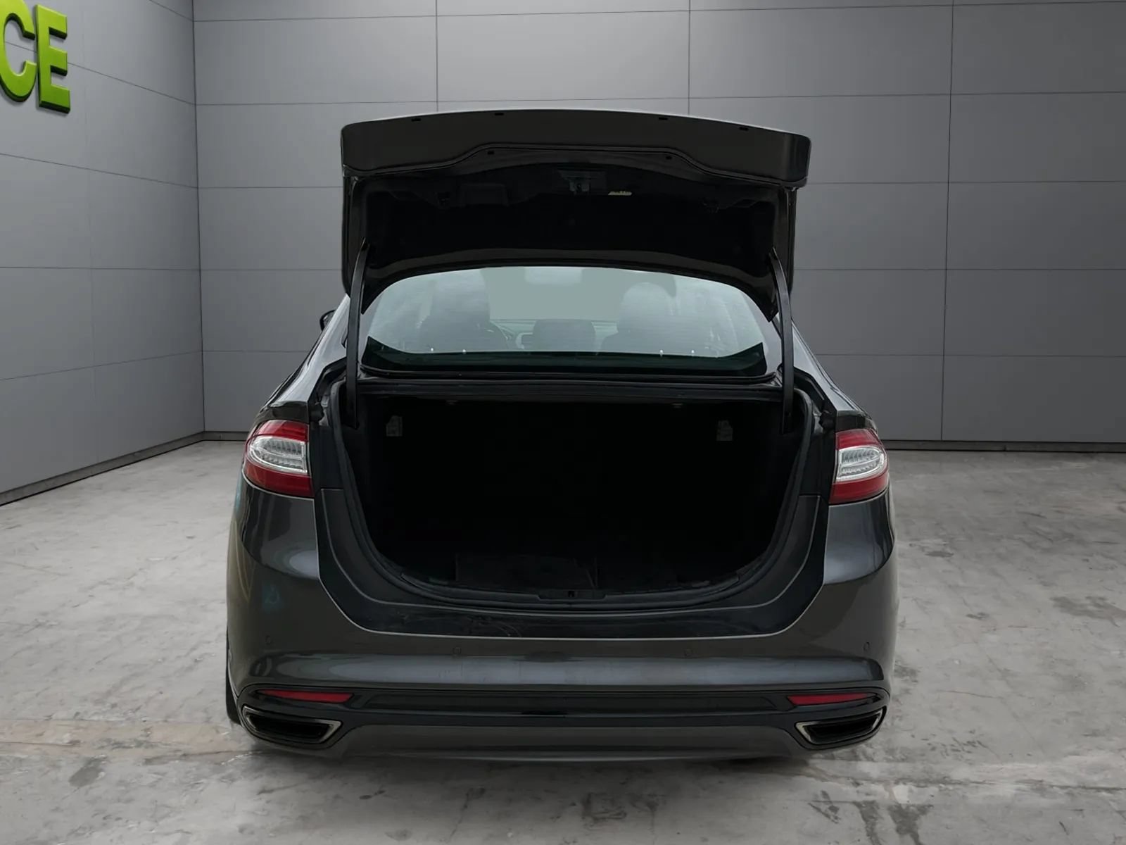 Used 2016 Ford Fusion Titanium AWD/4WD image 9