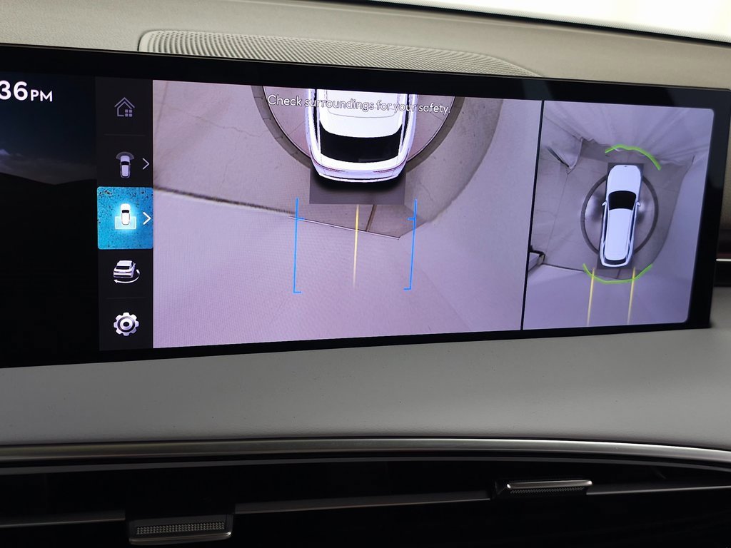 Used 2026 Genesis GV70 2.5T Advanced image 22