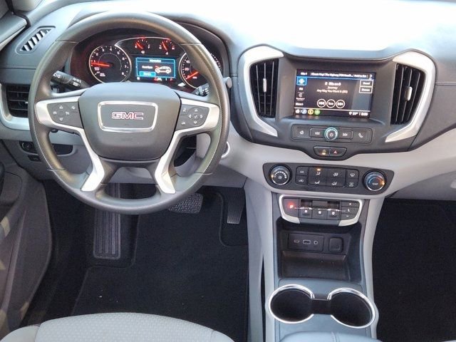 Used 2024 GMC Terrain SLE image 27