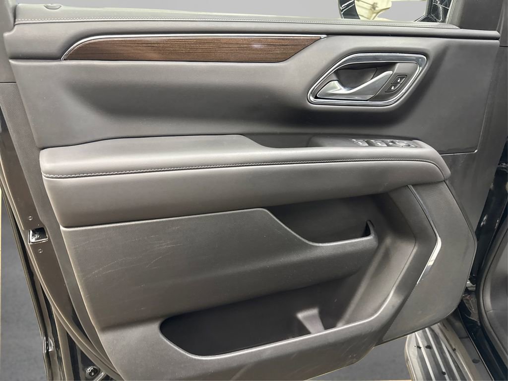 Used 2022 GMC Yukon SLE image 23