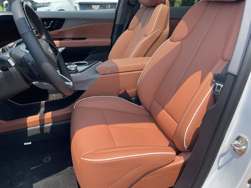New 2027 Cadillac Optiq Premium Sport AWD/4WD image 21