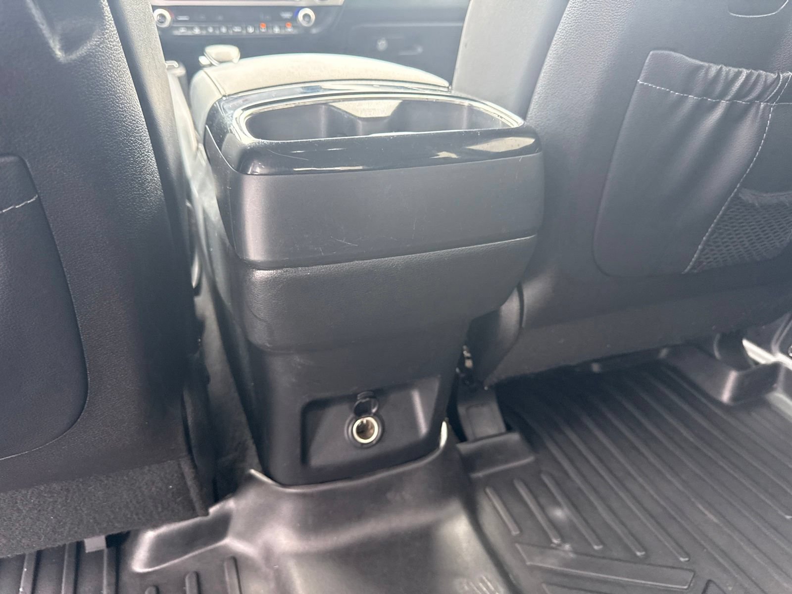Used 2023 Kia Telluride S AWD/4WD image 18