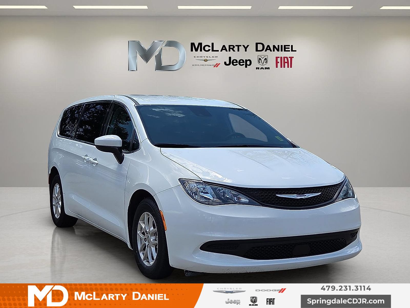 Used 2023 Chrysler Voyager LX FWD video 1