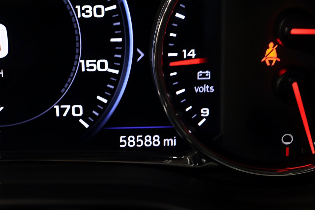 Used 2023 GMC Acadia SLT w/ GMC Pro Grade Package image 14