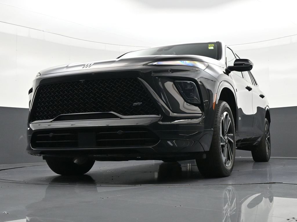 Used 2025 Buick Enclave Sport Touring w/ Power Package image 33