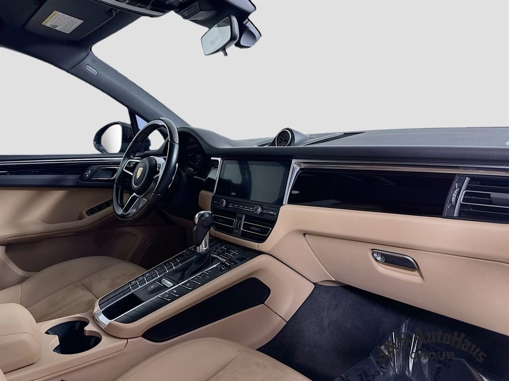 Used 2021 Porsche Macan image 35