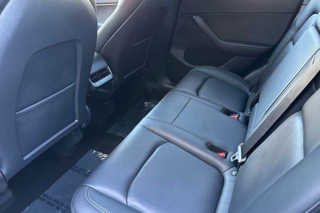 Used 2021 Tesla Model Y Long Range image 14