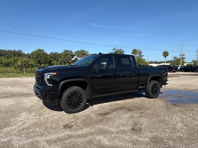 New 2026 Chevrolet Silverado 2500 High Country w/ Midnight Edition AWD/4WD image 2