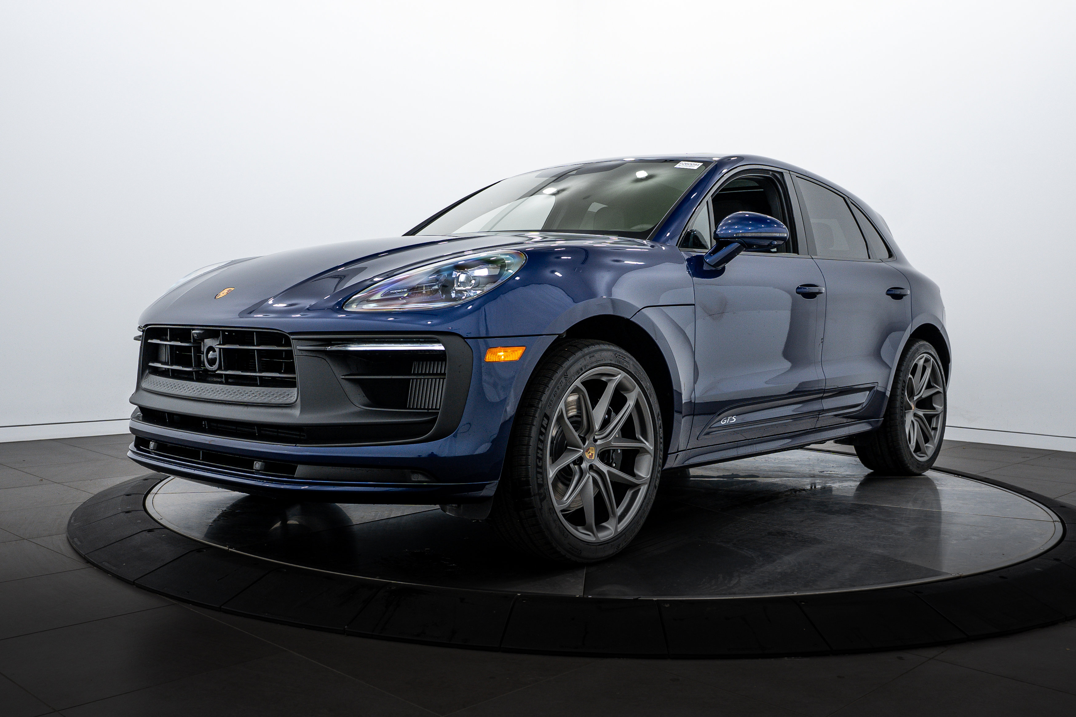New 2026 Porsche Macan GTS image 1