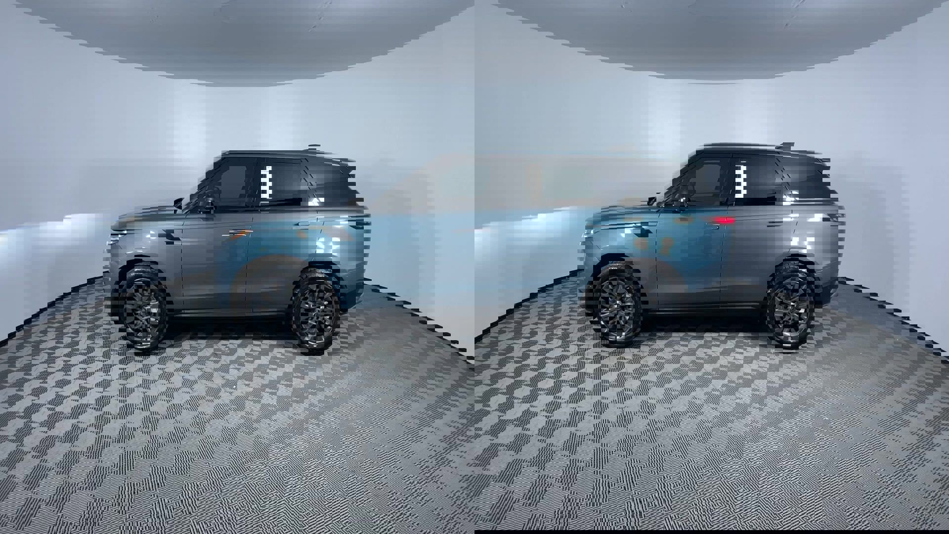 Used 2023 Land Rover Range Rover Sport SE image 5