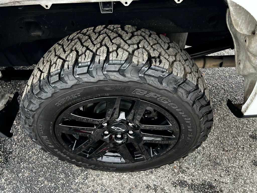 Used 2023 Chevrolet Silverado 1500 LT Trail Boss image 15