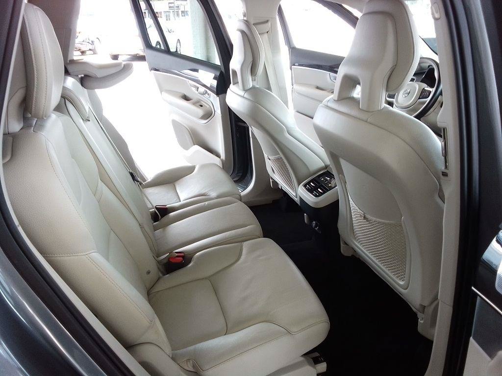 Used 2017 Volvo XC90 T6 Momentum w/ Vision Package AWD/4WD image 21