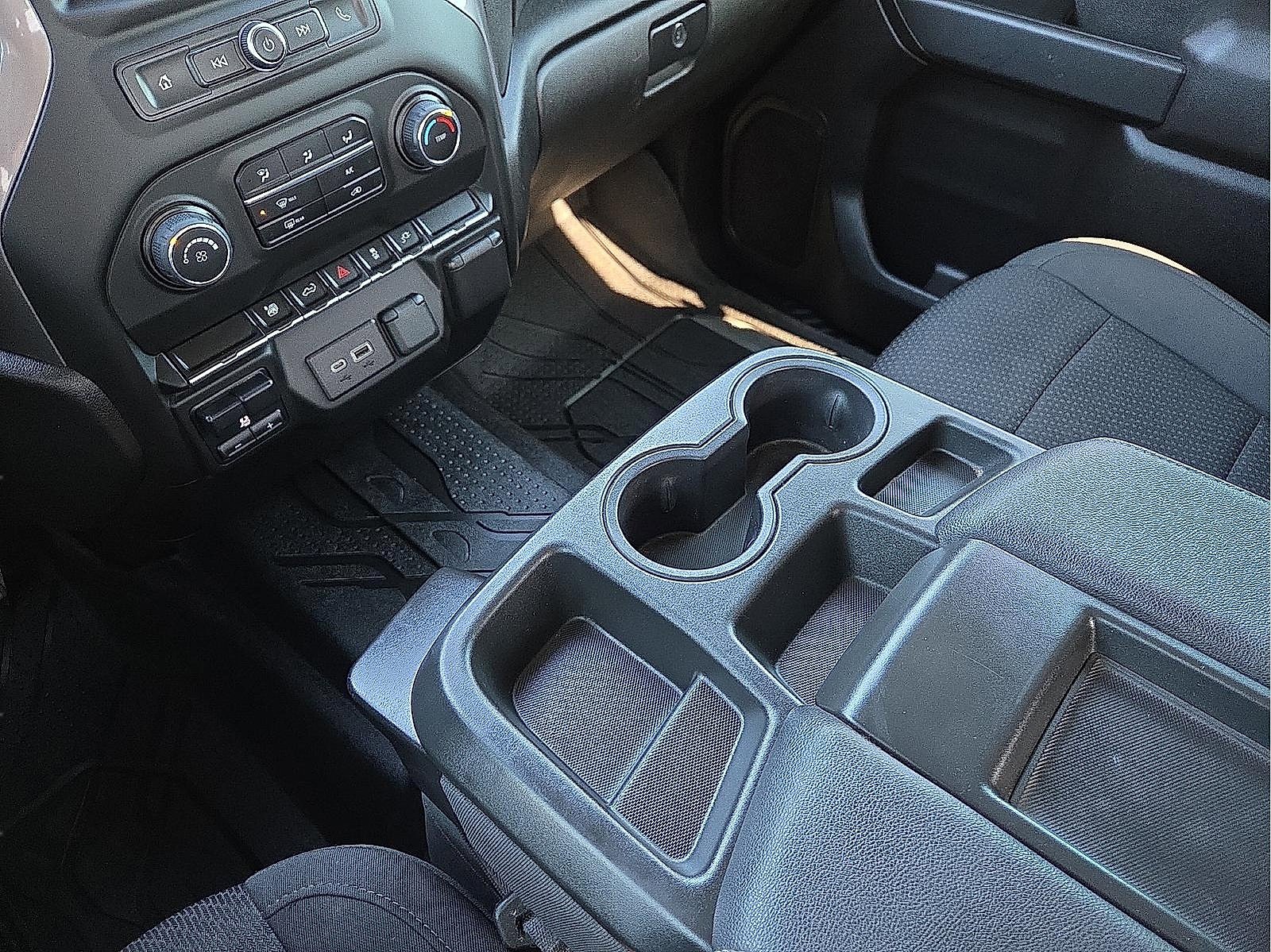 Used 2022 Chevrolet Silverado 2500 Custom w/ Custom Value Package image 25