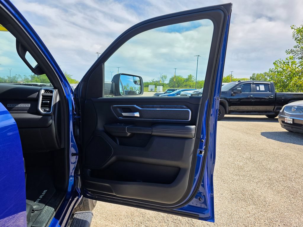 Used 2019 RAM 1500 Big Horn AWD/4WD image 27