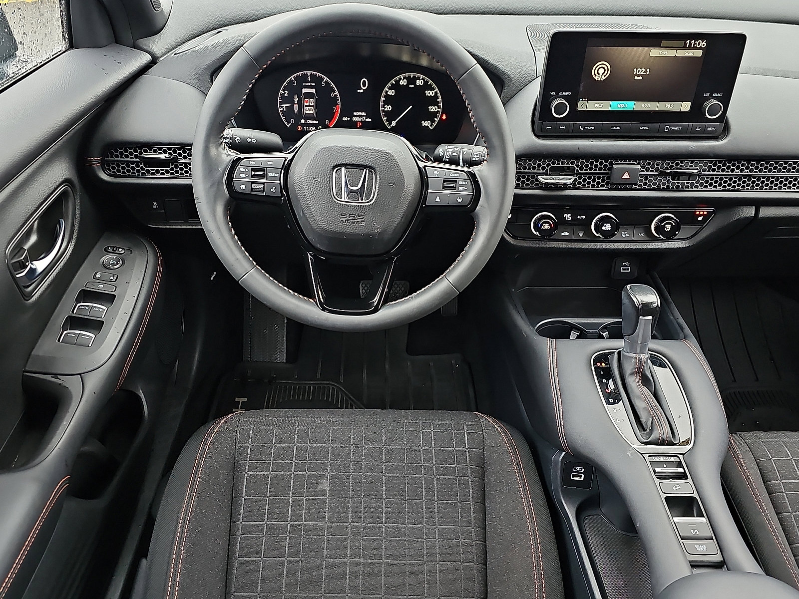 Used 2023 Honda HR-V Sport image 11