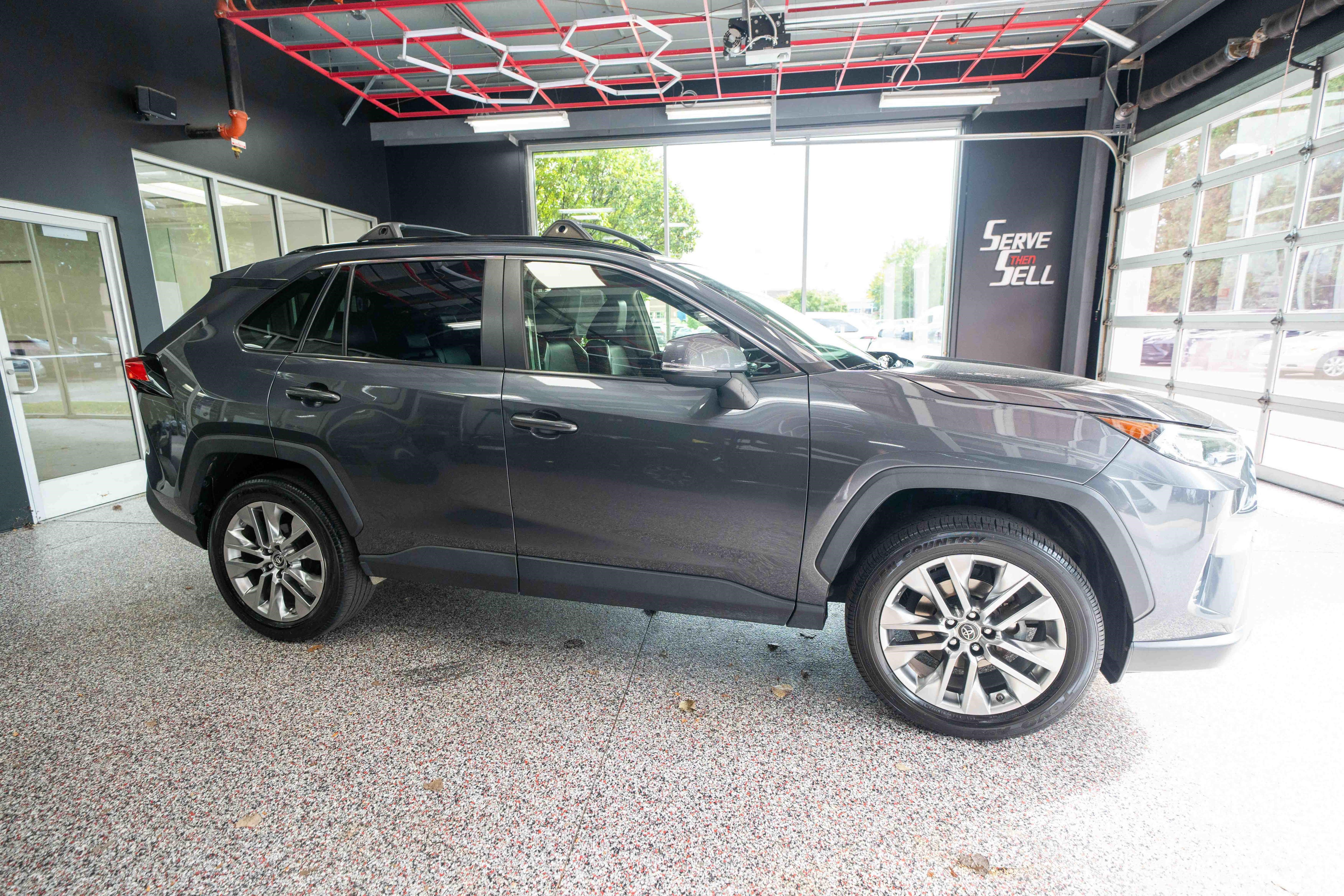 Used 2019 Toyota RAV4 XLE Premium w/ All Weather Liner Package AWD/4WD image 5
