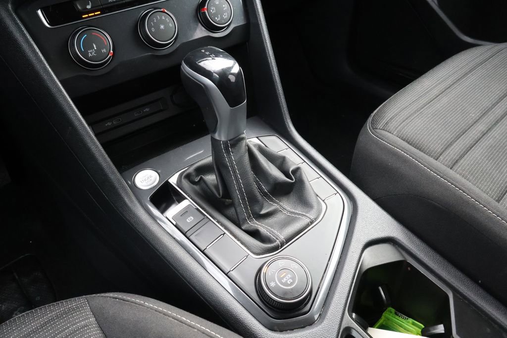 Used 2022 Volkswagen Tiguan S image 21