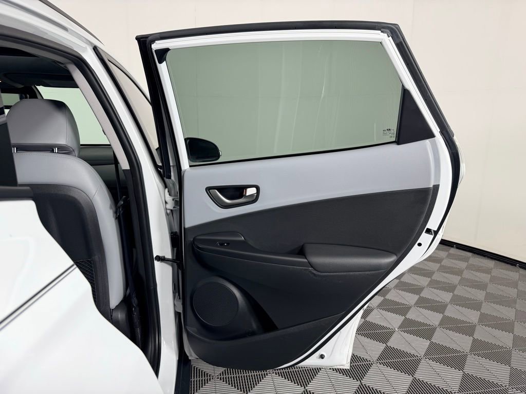 Used 2018 Hyundai Kona Ultimate image 38