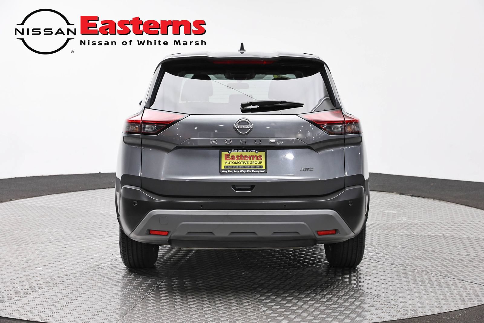 Used 2023 Nissan Rogue S AWD/4WD image 6