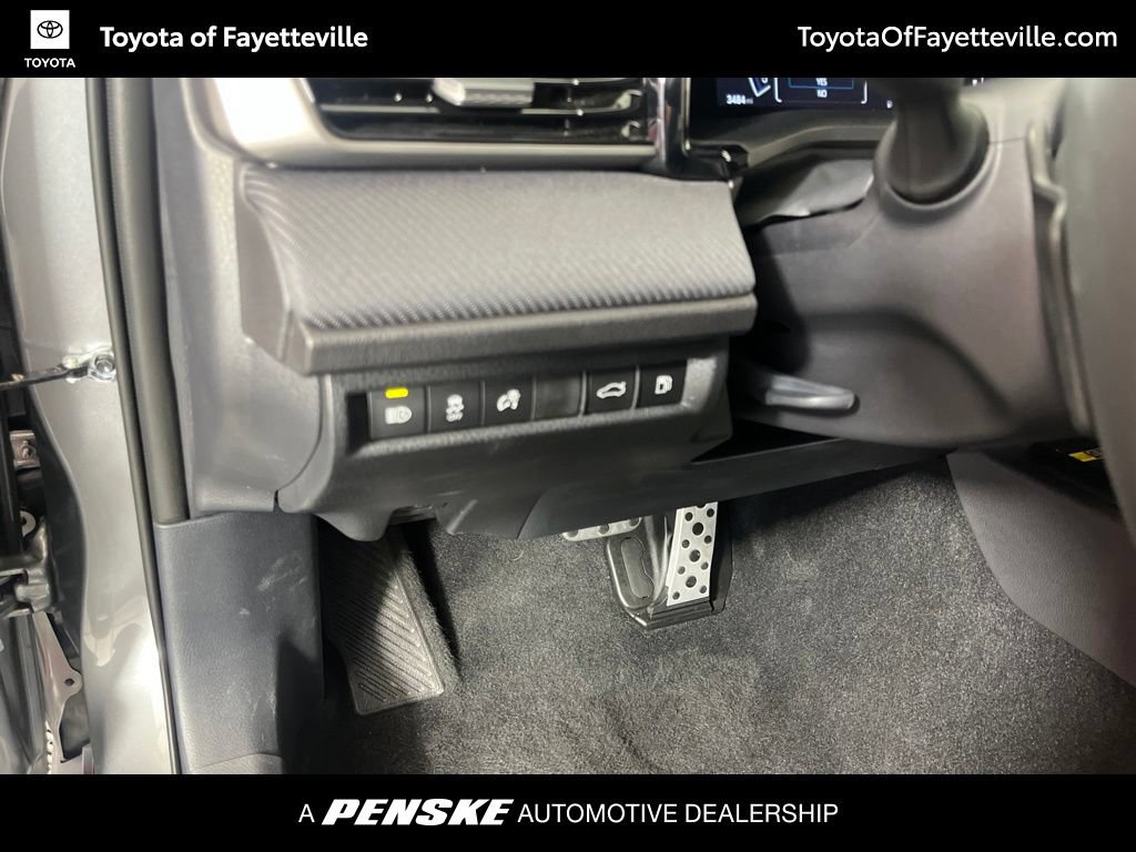 Used 2026 Toyota Camry SE w/ Multimedia Upgrade Package FWD image 28