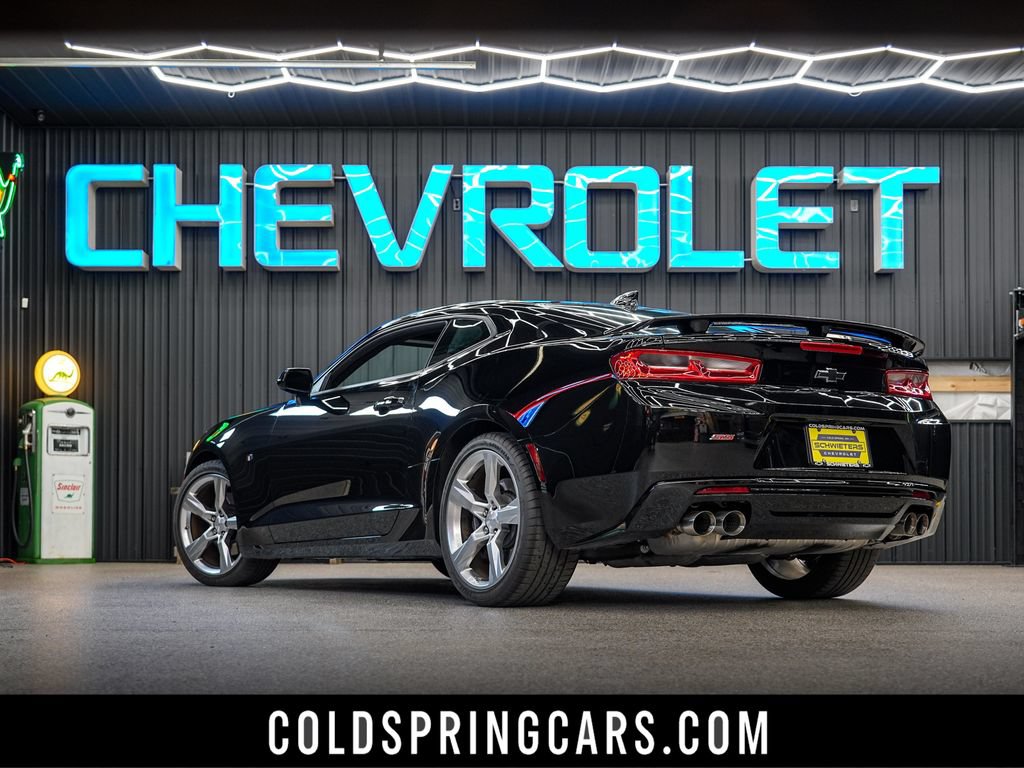 Used 2017 Chevrolet Camaro SS RWD image 2