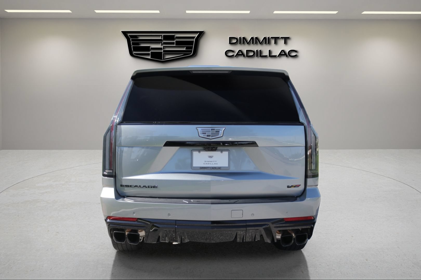 Certified 2025 Cadillac Escalade V w/ LPO, ONYX Package AWD/4WD image 6