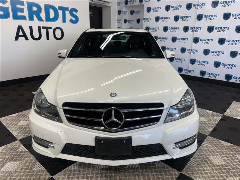 Used 2014 Mercedes-Benz C 250 Sedan image 2