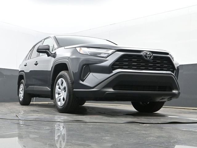 Used 2025 Toyota RAV4 LE FWD image 23