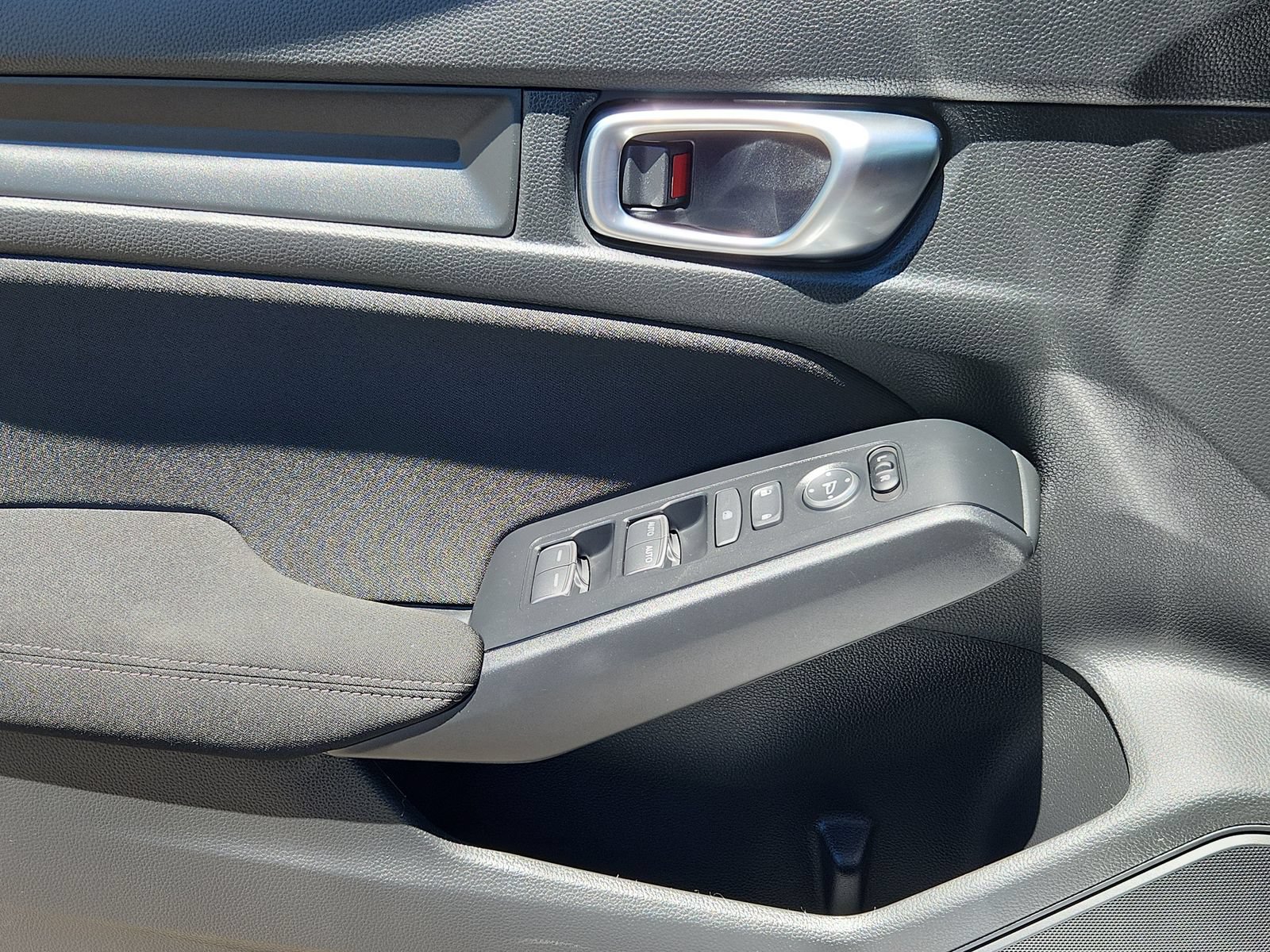 Certified 2025 Honda Civic Sport image 9