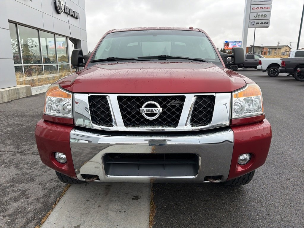 Used 2015 Nissan Titan SV w/ SV Value Truck Package image 9
