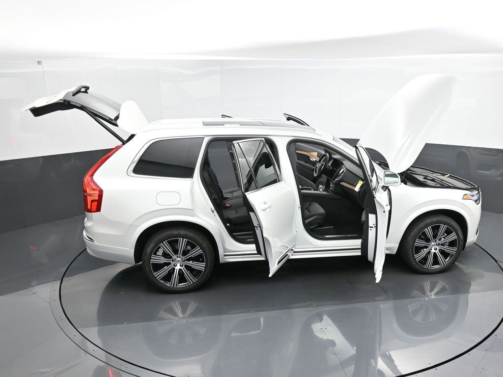 New 2025 Volvo XC90 T8 Core w/ Protection Package Premier AWD/4WD image 50
