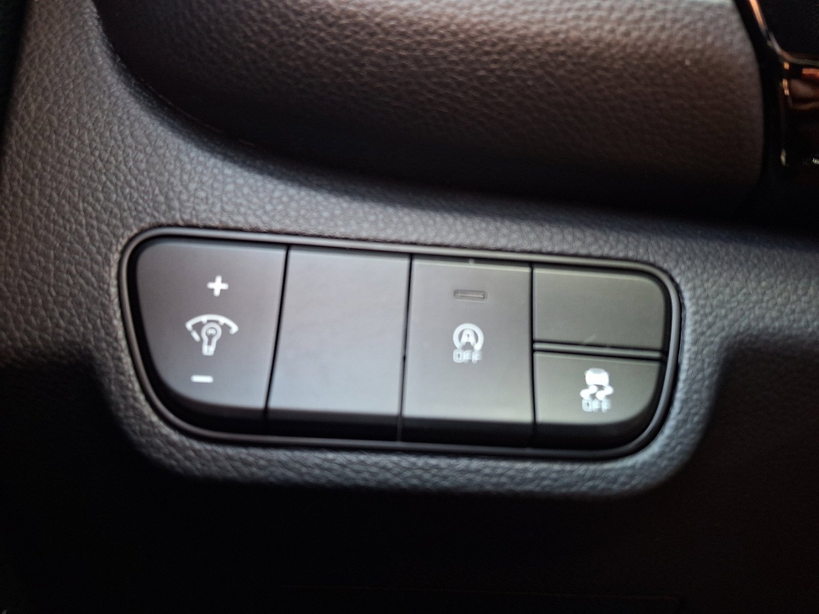 New 2026 Kia Seltos S AWD/4WD image 18