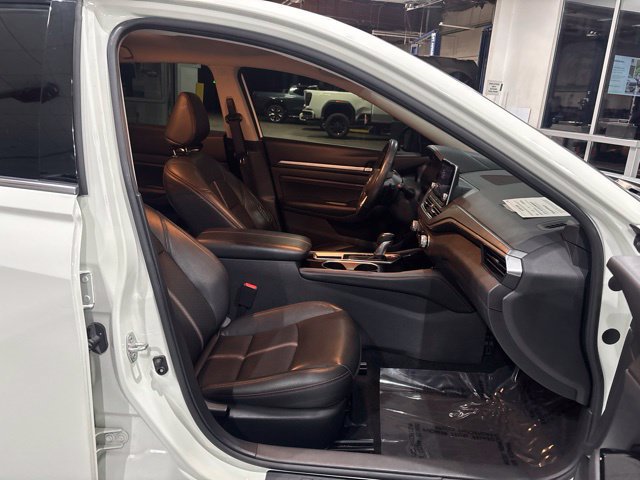 Used 2023 Nissan Altima 2.5 SR FWD image 36