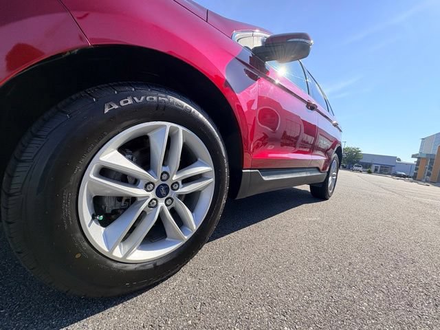 Used 2018 Ford Edge SEL w/ Equipment Group 201A FWD image 15