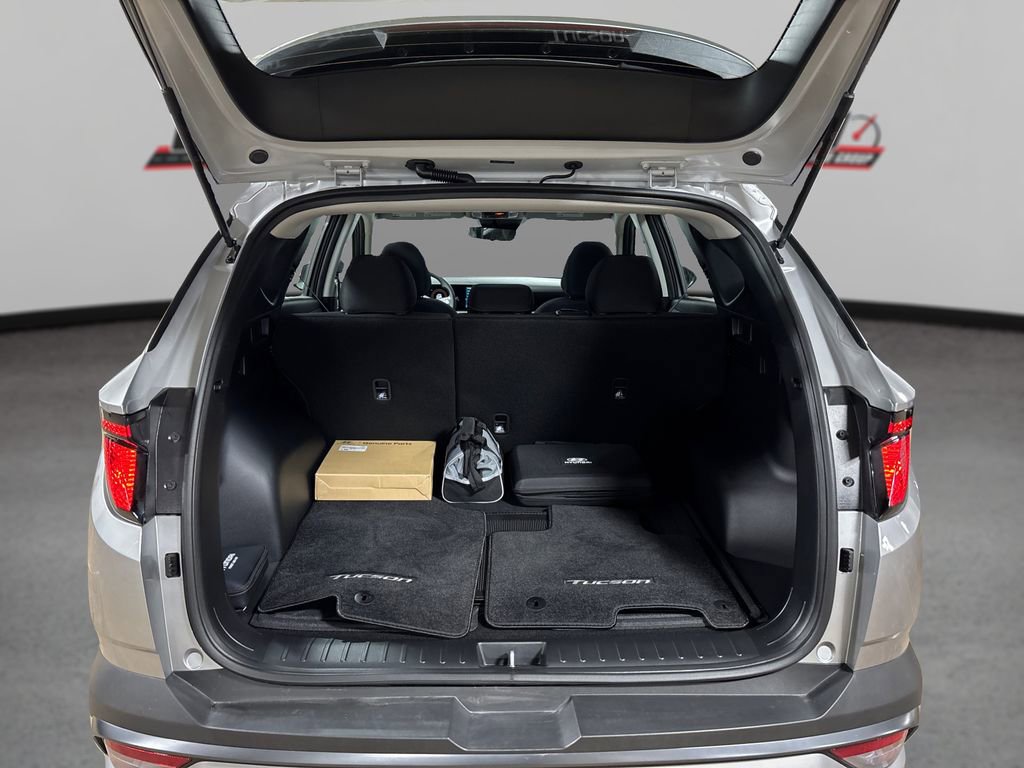 Used 2026 Hyundai Tucson SE image 11