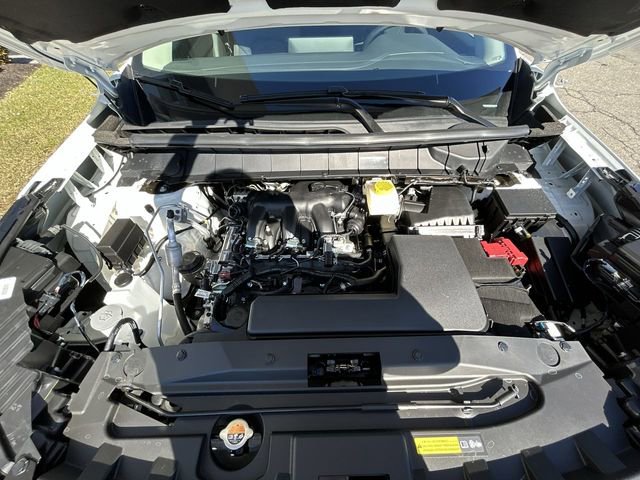 New 2026 Nissan Pathfinder S AWD/4WD image 10