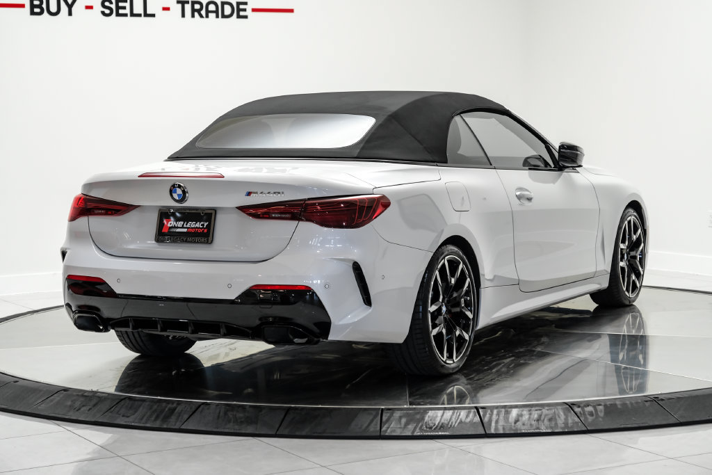Used 2025 BMW M440i Convertible w/ Premium Package RWD image 14