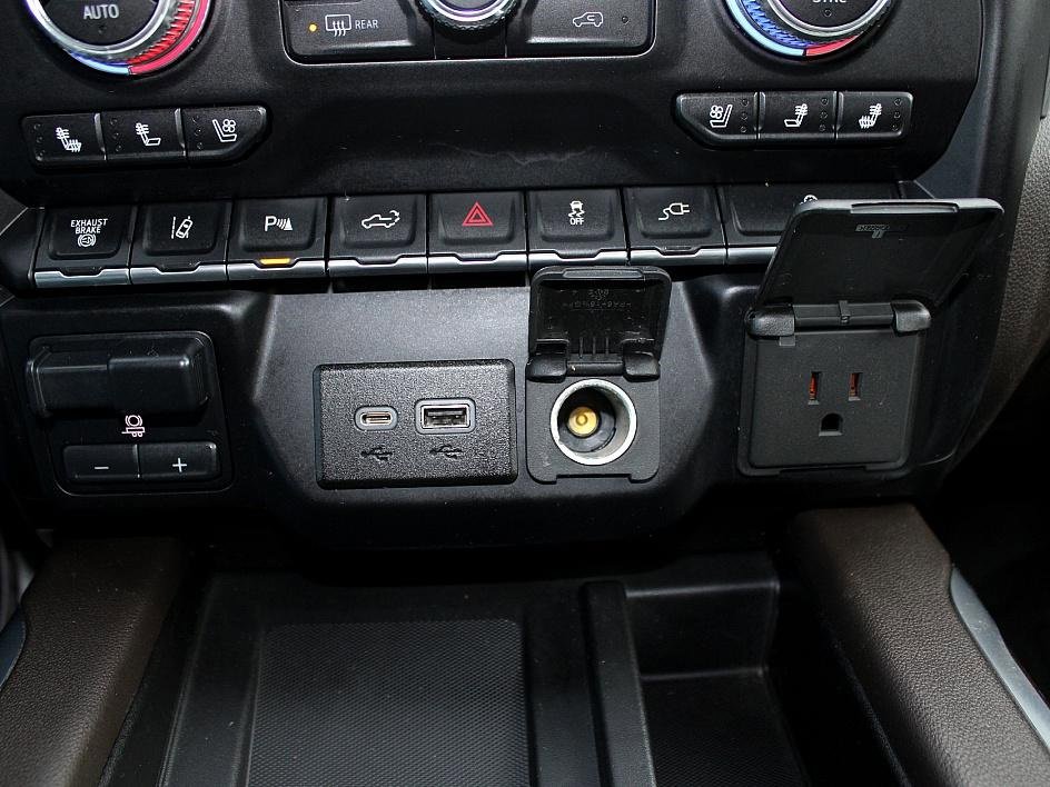 Used 2020 GMC Sierra 2500 Denali w/ Denali Ultimate Package image 20