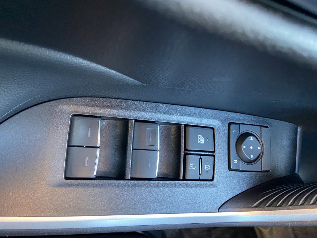 Used 2025 Toyota RAV4 XLE image 23