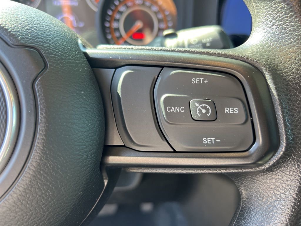 Used 2024 Jeep Wrangler Sport image 13