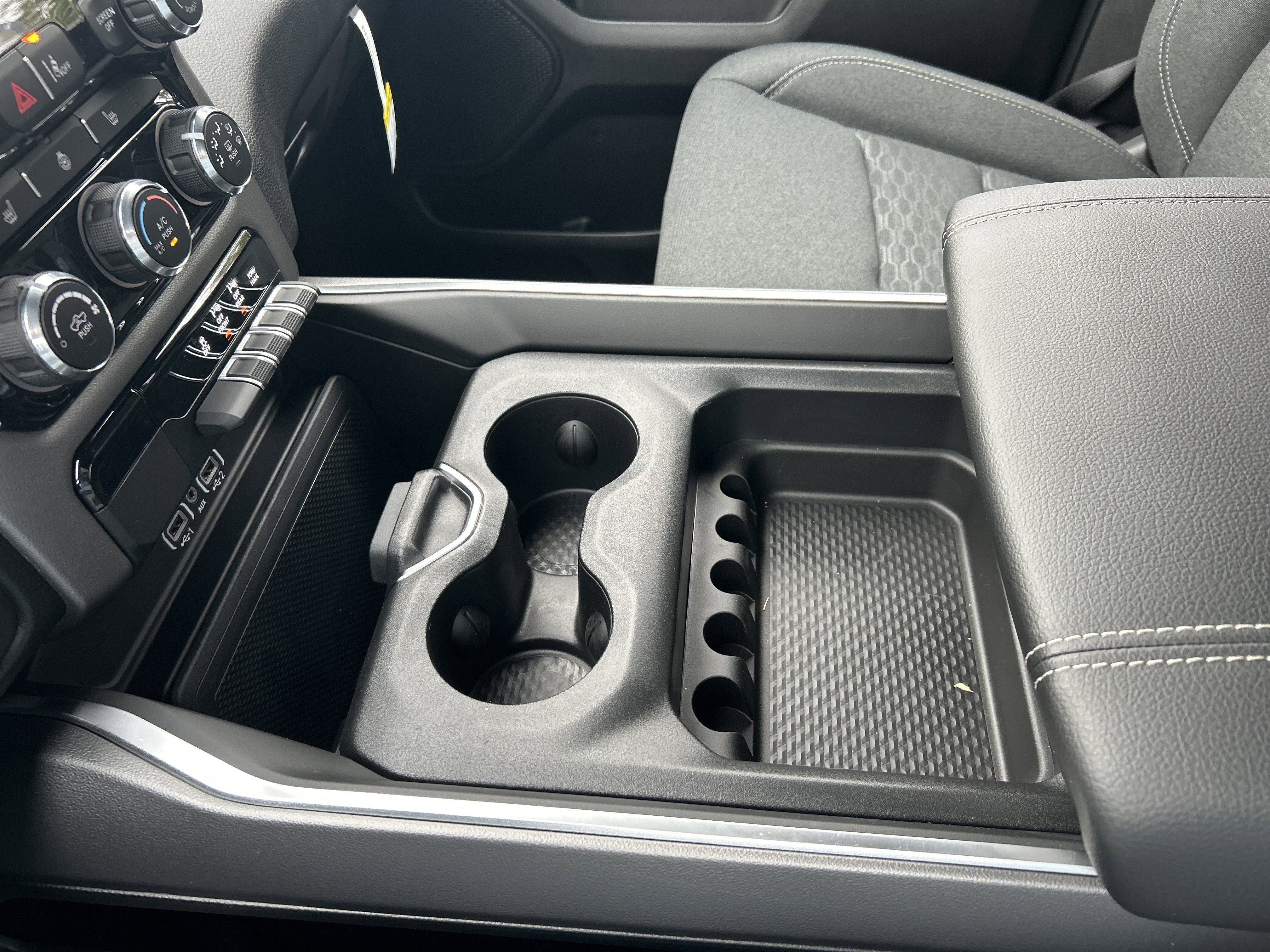 New 2026 RAM 1500 Big Horn w/ Night Edition image 22