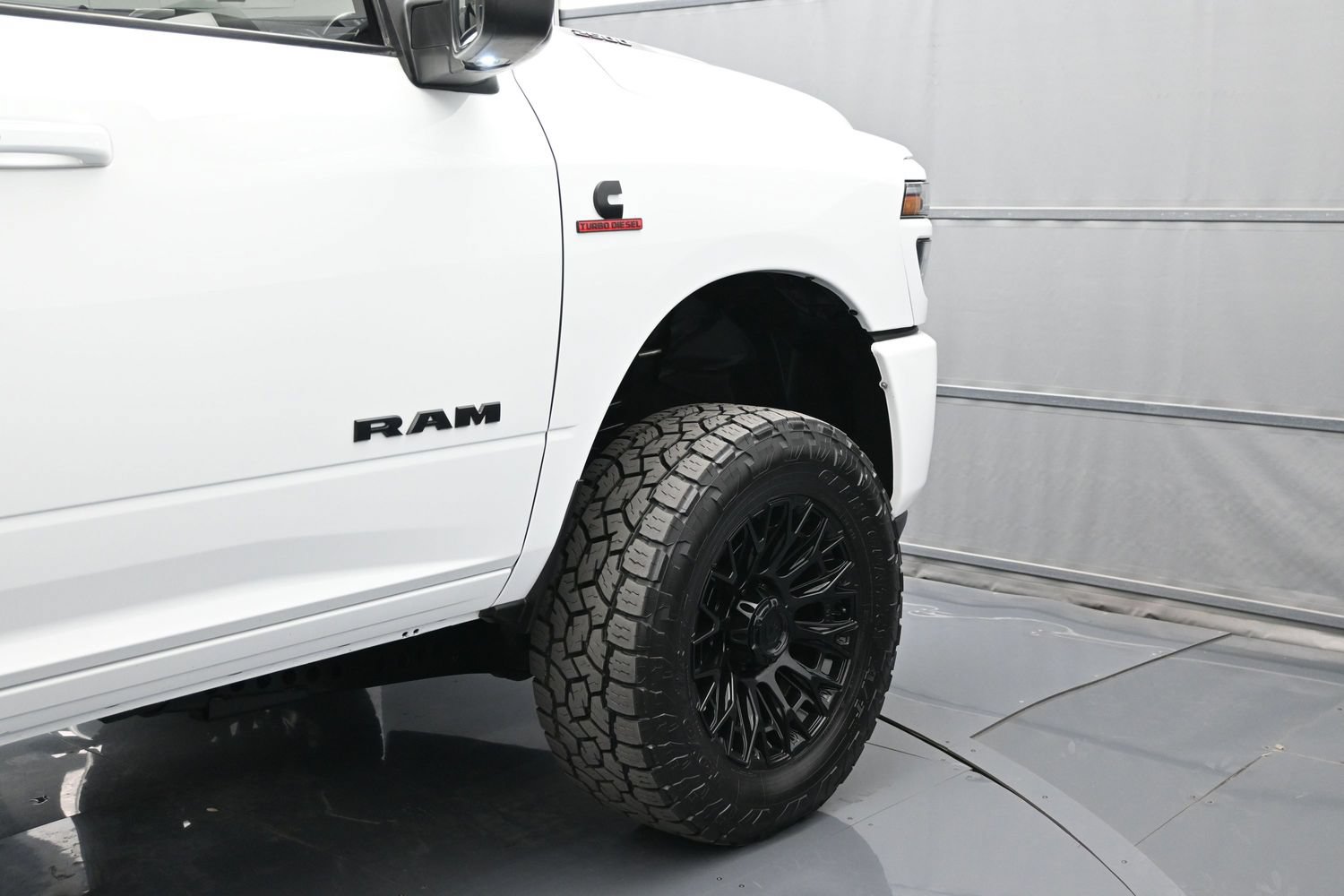 Used 2025 RAM 2500 Laramie w/ Night Edition AWD/4WD image 46