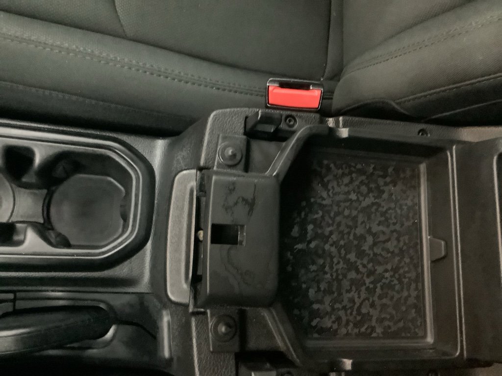 Used 2023 Jeep Wrangler Sport S image 23