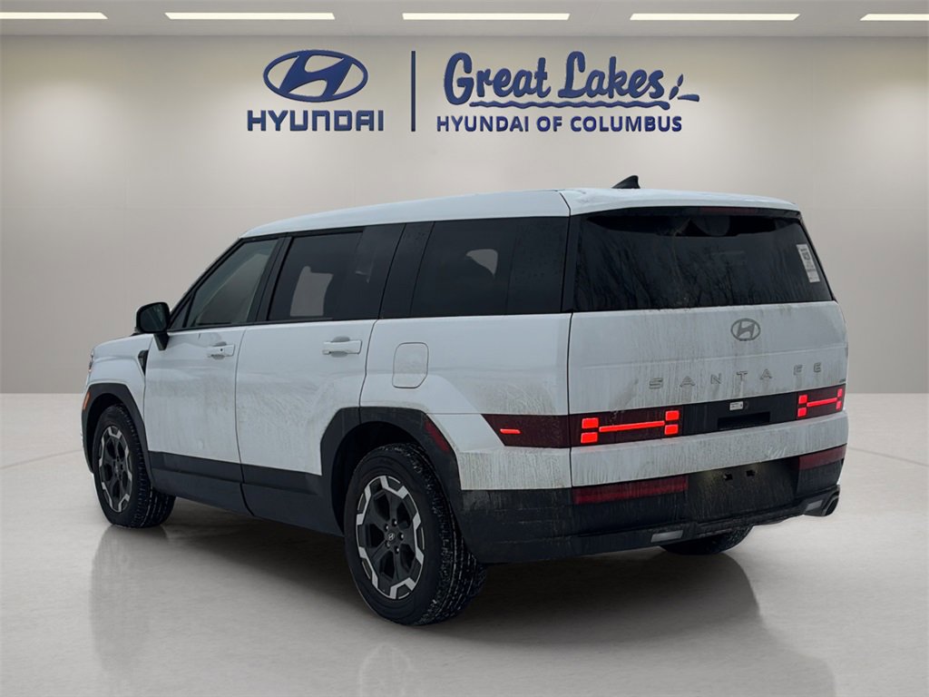 Used 2025 Hyundai Santa Fe SE image 3