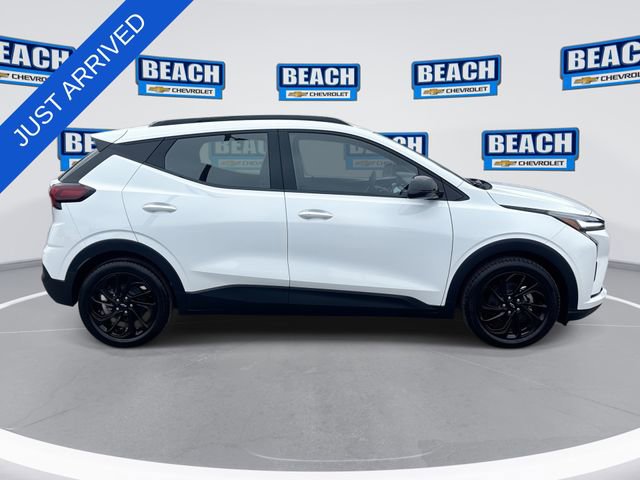 New 2027 Chevrolet Bolt RS FWD image 9