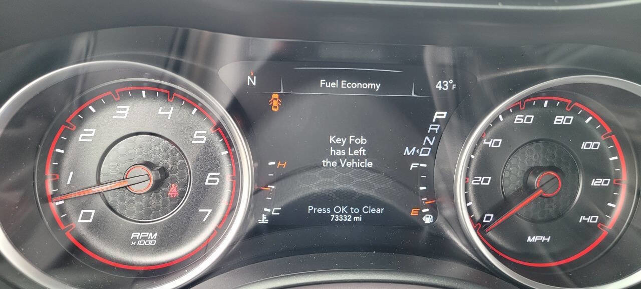 Used 2023 Dodge Charger SXT image 15