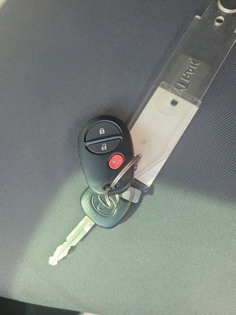 Used 2015 Toyota Tundra SR5 image 34